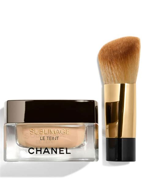 holt renfrew chanel foundation.